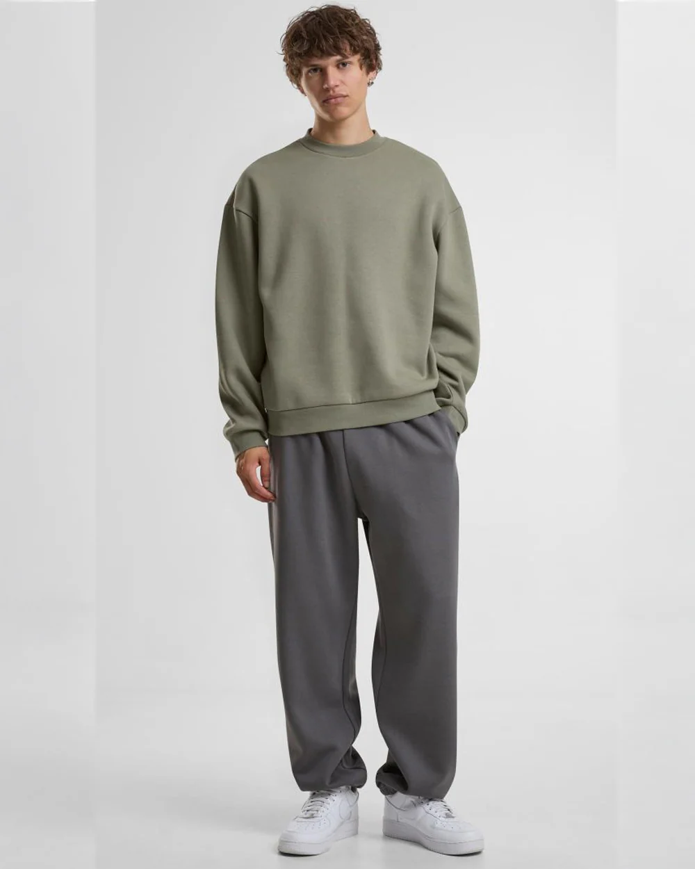 Basic joggerit - Image 8