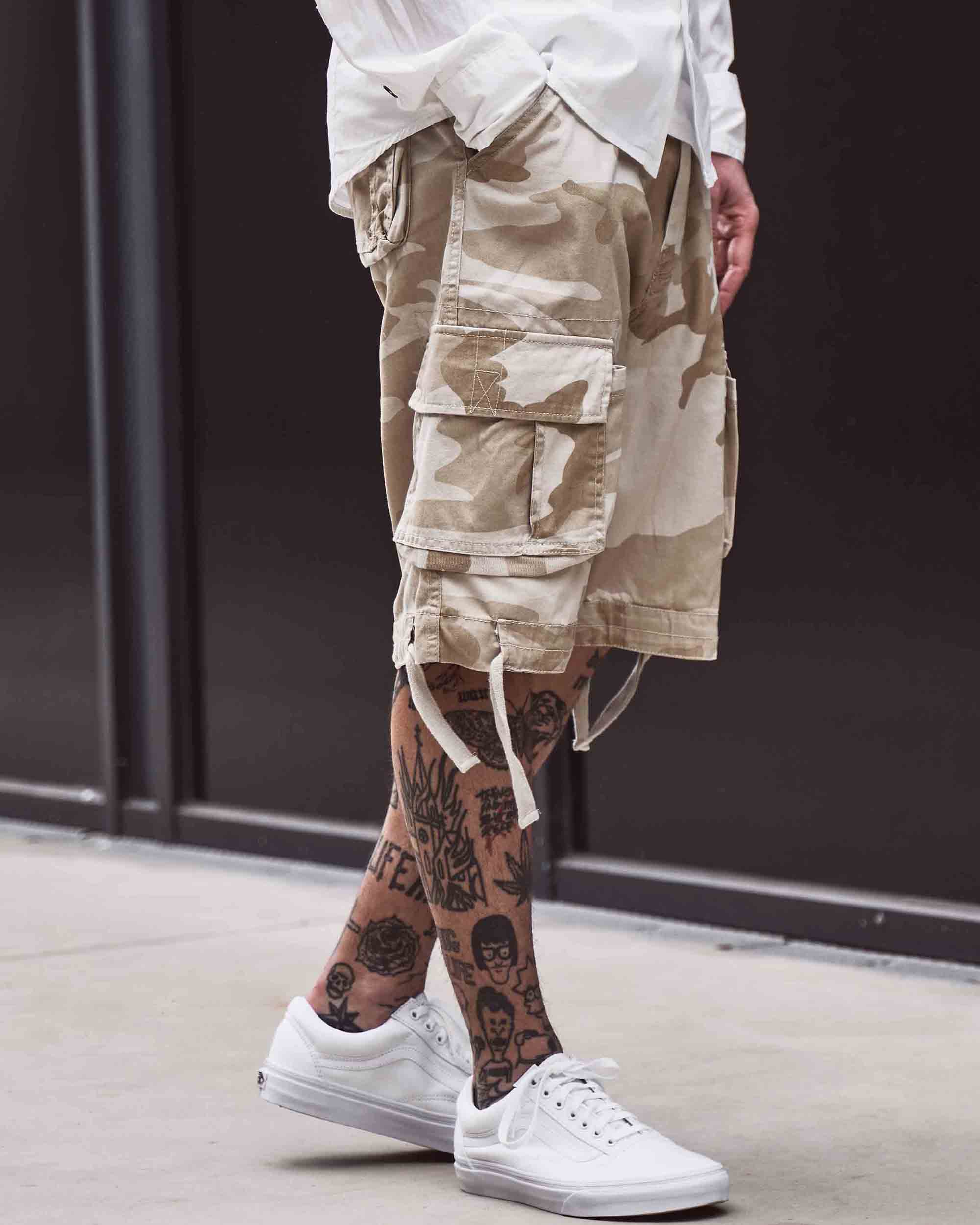 Urban legend reisitaskushortsit - Vaalea camo